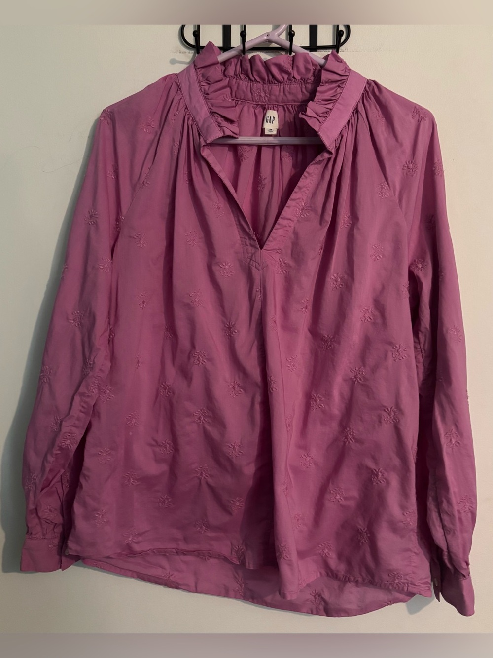 Gap Womens Sz Medium Lilac Cotton Popover High Collar Embroidered Button Cuffs